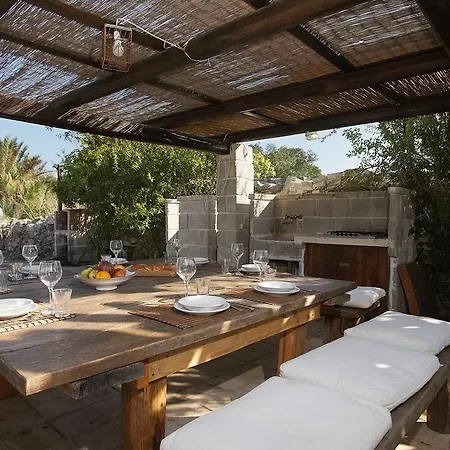 Villa Punta San Nicola *