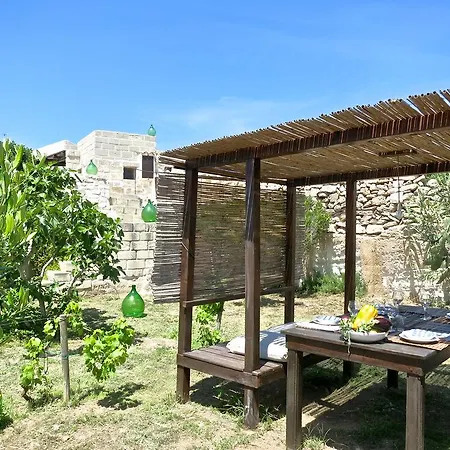 Villa Punta San Nicola *